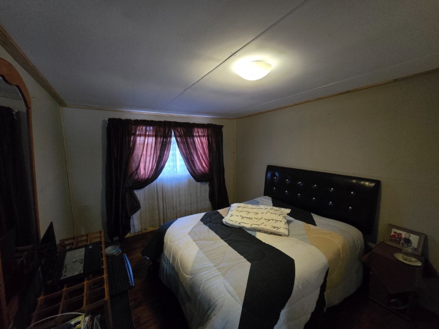 8 Bedroom Property for Sale in Bayswater Free State